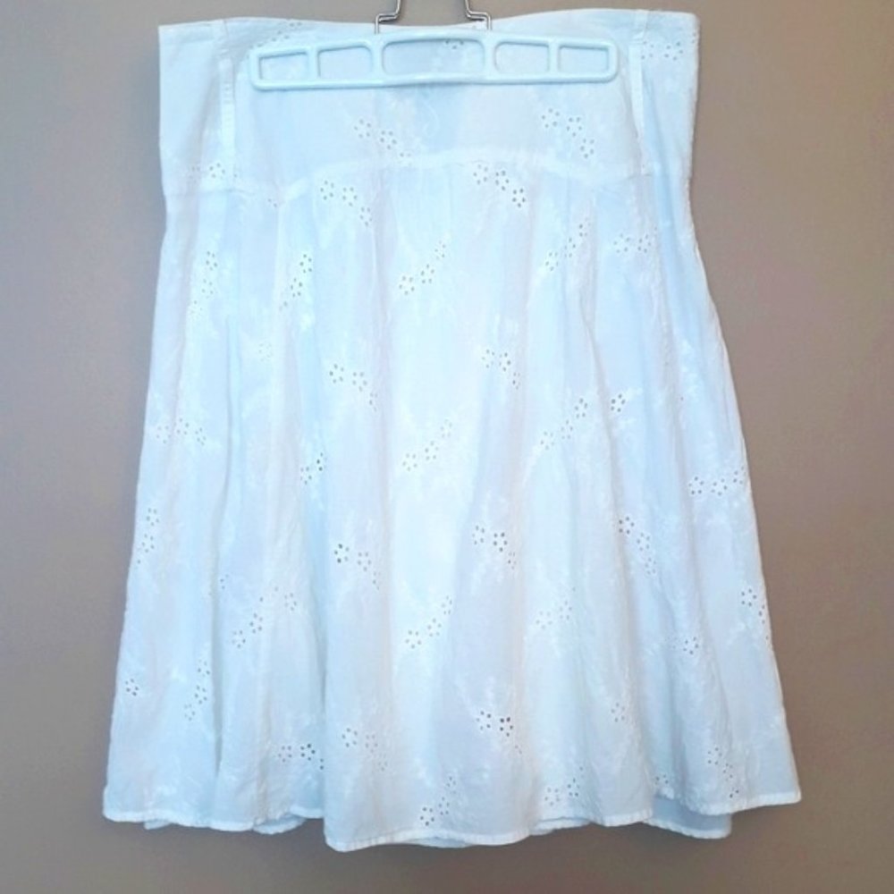 Coupe White Embroidered Skirt Fit and Flare